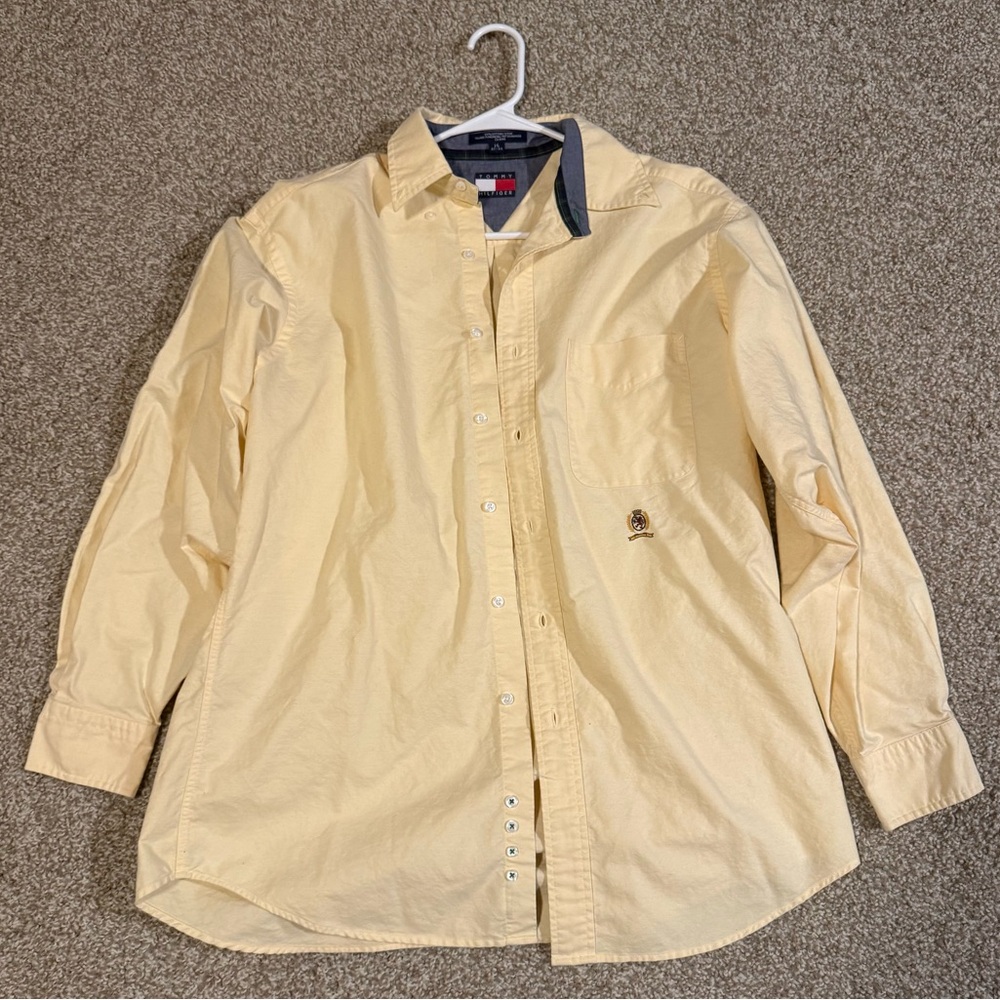 Tommy Hilfiger Vintage Button Down Men’s Dress Shirt Preppy Collegiate Polo